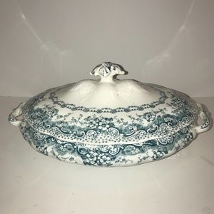 Vintage F.Winkle Colonial Pottery Stoke England Tureen